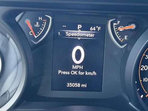 Used 2025 Jeep Wrangler Sport S image 15