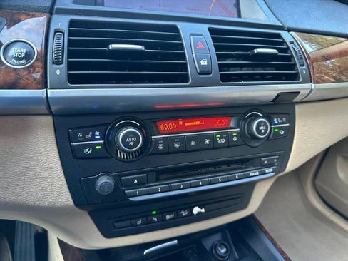 Used 2011 BMW X5 xDrive35i w/ Technology Pkg AWD/4WD image 34