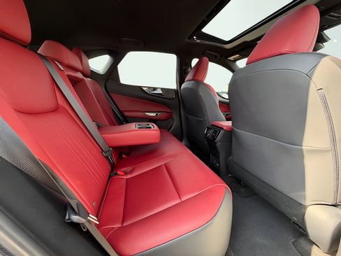 Used 2024 Lexus NX 250 FWD w/ Towing Package (2000 Lbs) image 18