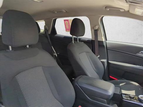 Used 2024 Kia Sportage LX FWD image 26