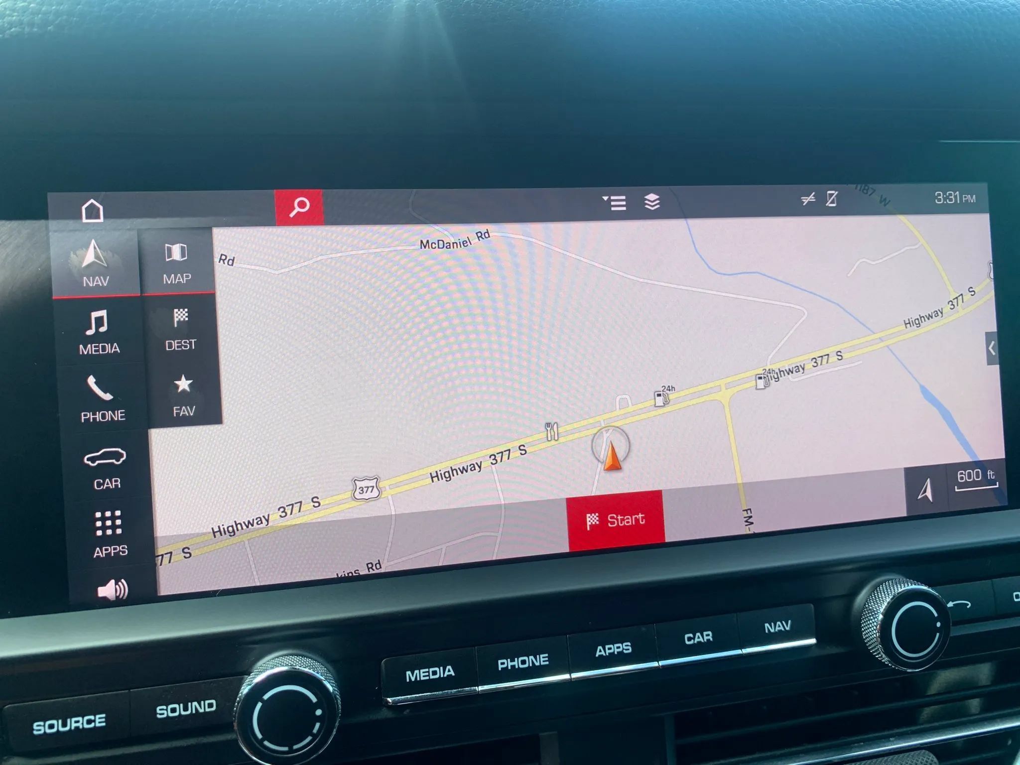 Used 2019 Porsche Macan AWD/4WD image 32