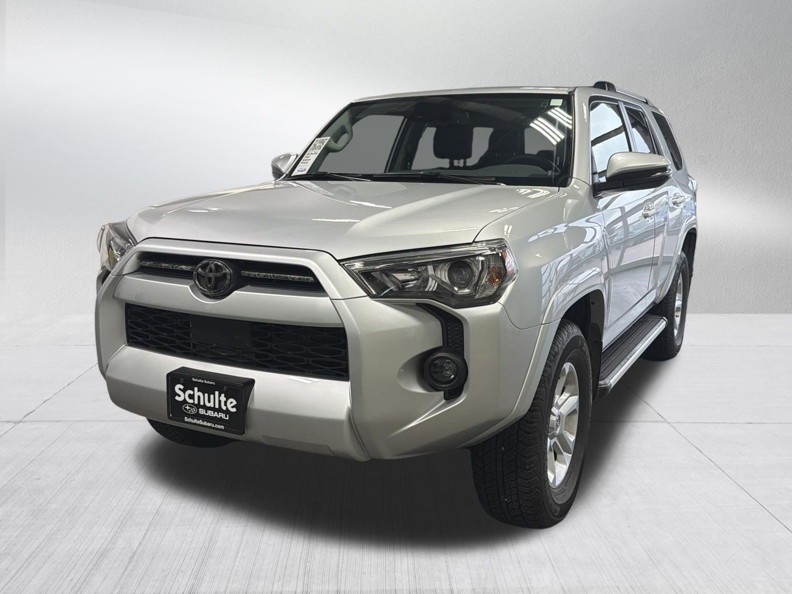 Used 2023 Toyota 4Runner SR5 Premium w/ Moonroof Package AWD/4WD image 3