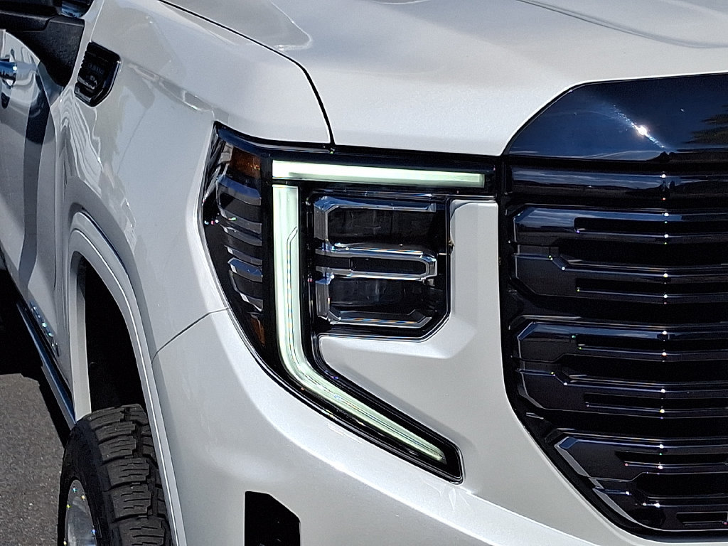 Used 2024 GMC Sierra 1500 Denali Ultimate AWD/4WD image 10