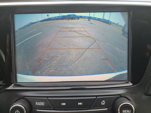 Used 2020 Buick Envision Essence w/ Experience Buick Package FWD image 32