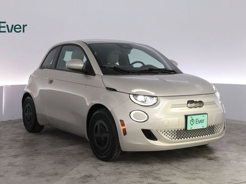Used 2025 FIAT 500 e FWD image 13