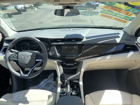 Used 2021 Cadillac XT6 Premium Luxury AWD/4WD image 19