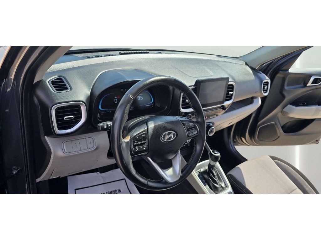 Used 2023 Hyundai Venue SEL w/ Cargo Package FWD image 26