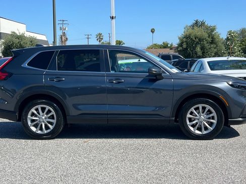 Used 2023 Honda CR-V EX image 7