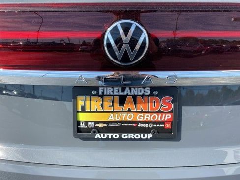 New 2026 Volkswagen Atlas Cross Sport SEL Premium R-Line image 16