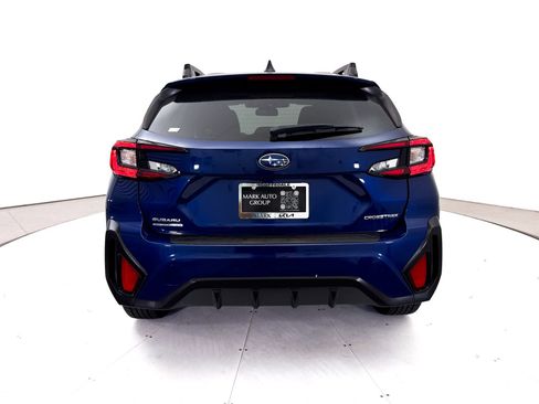 Used 2024 Subaru Crosstrek 2.0i Premium AWD/4WD image 16