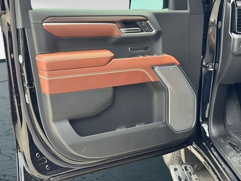New 2026 GMC Sierra 1500 Denali Ultimate AWD/4WD image 13