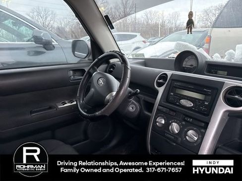 Used 2005 Scion xB image 8