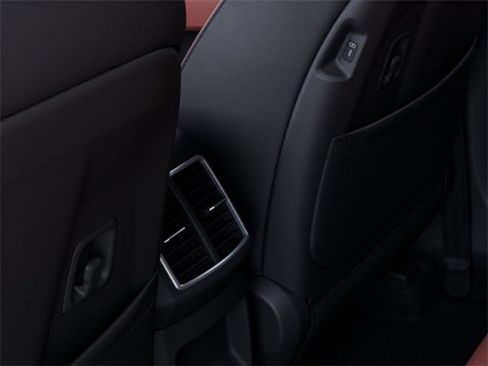 Used 2026 Kia Sportage SX image 57