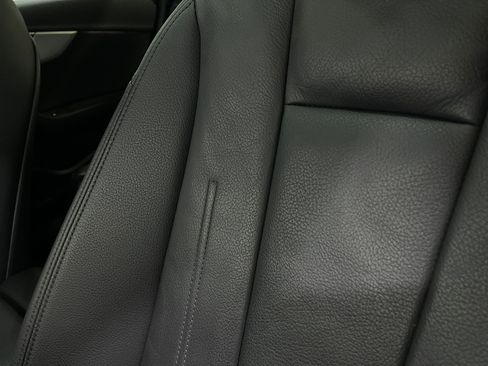 Used 2018 Audi A4 2.0T Ultra Premium Plus w/ Premium Plus Package image 19