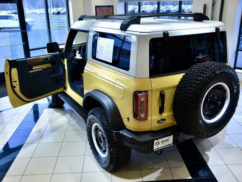 Used 2024 Ford Bronco Heritage Edition image 8