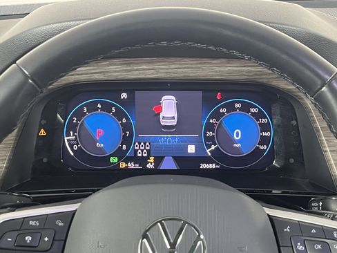 Certified 2024 Volkswagen Atlas SEL Premium R-Line AWD/4WD image 13