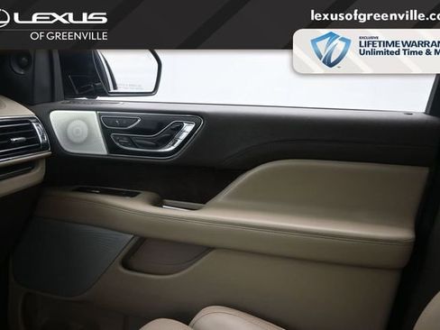 Used 2022 Lincoln Navigator L Reserve AWD/4WD image 19