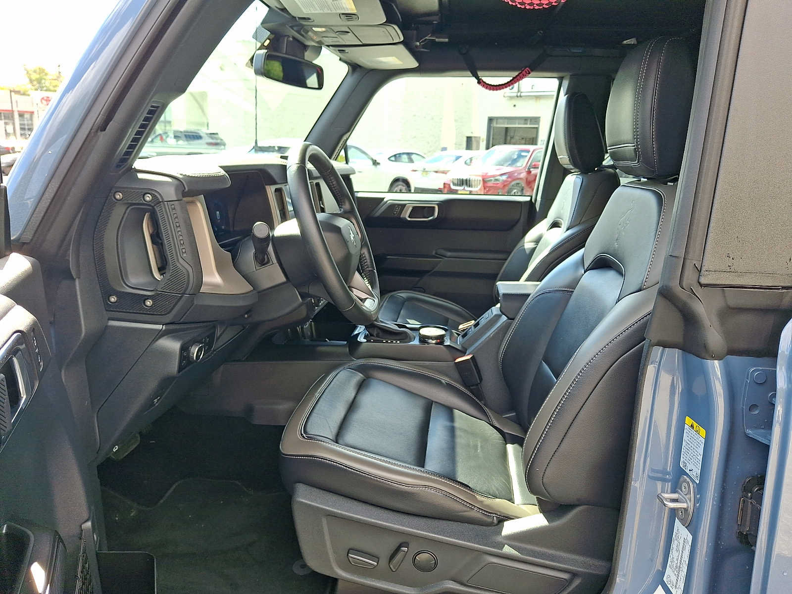 Used 2025 Ford Bronco Outer Banks AWD/4WD image 13