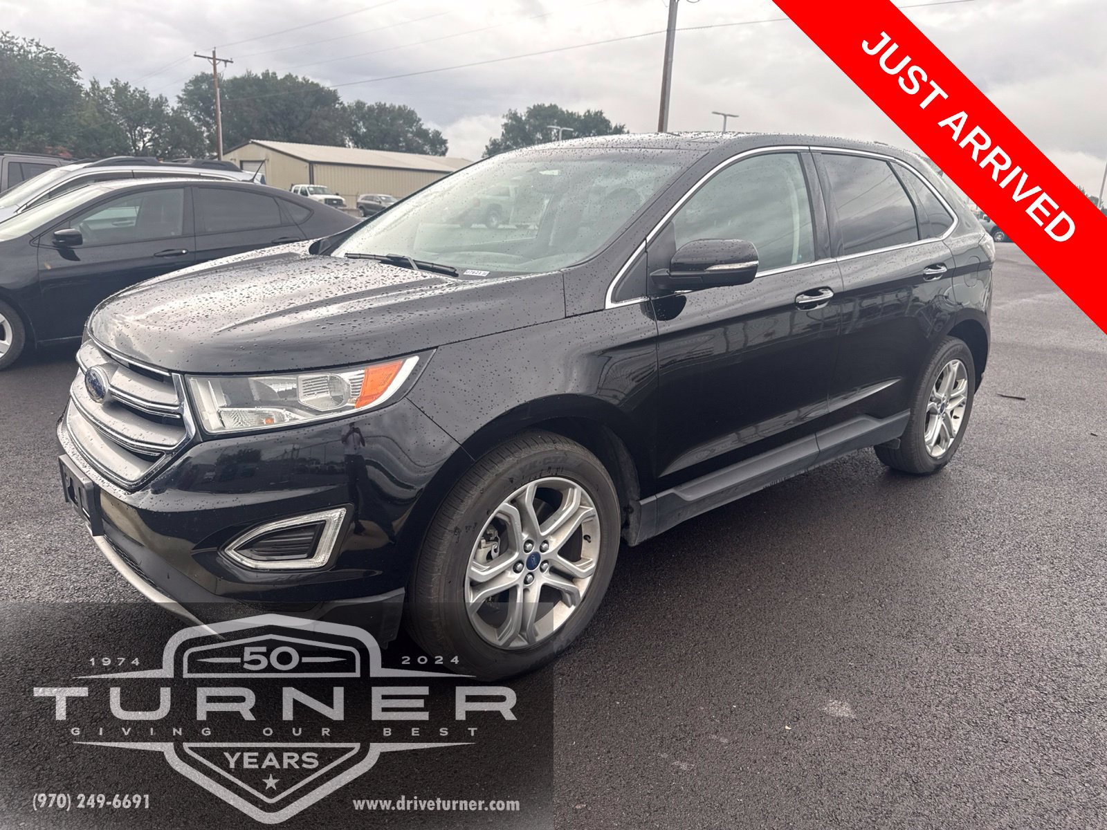 Used 2016 Ford Edge Titanium AWD/4WD image 2