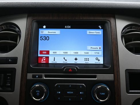 Used 2016 Ford Expedition King Ranch image 32