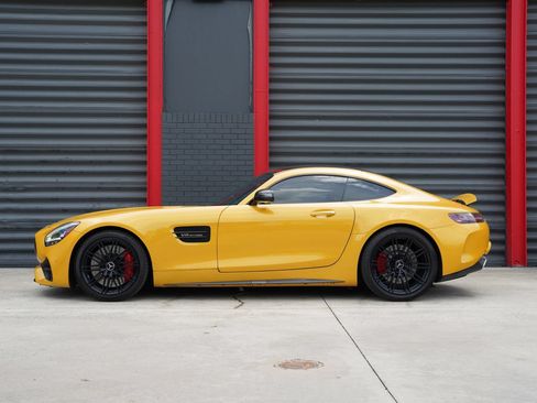 Used 2020 Mercedes-Benz AMG GT C image 8