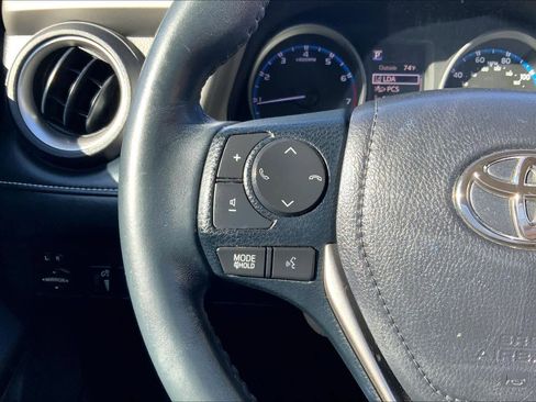 Used 2018 Toyota RAV4 XLE image 23