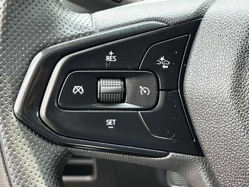 Used 2023 Chevrolet TrailBlazer LT w/ Convenience Package FWD image 23
