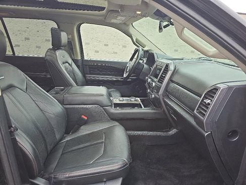 Used 2021 Ford Expedition Max Platinum AWD/4WD image 6
