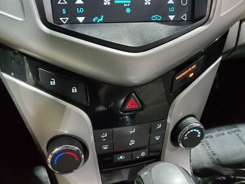 Used 2014 Chevrolet Cruze LT FWD image 32