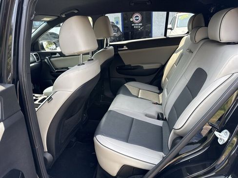 Used 2018 Kia Sportage EX w/ EX Sport Appearance Package FWD image 5