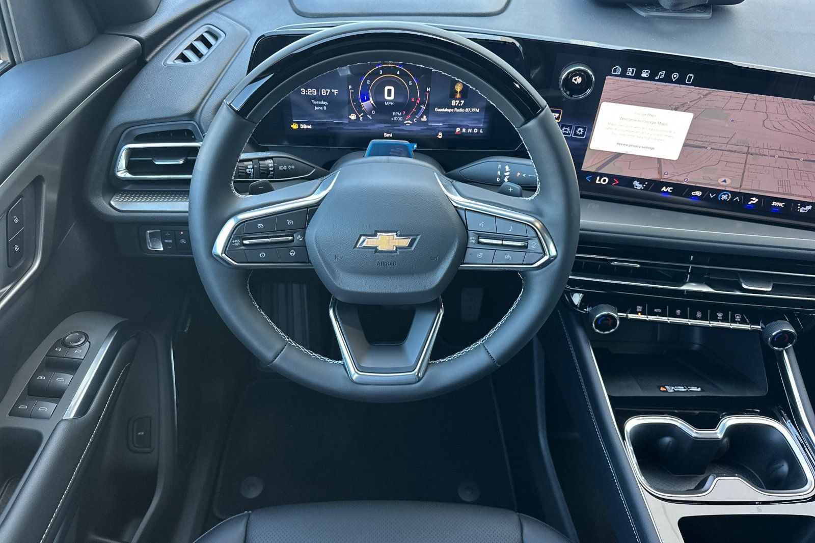 New 2026 Chevrolet Traverse LT w/ Enhanced Driving Package FWD image 14