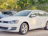 Used 2015 Volkswagen Golf TDI S image 4