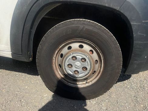 Used 2020 RAM ProMaster 2500 FWD image 23