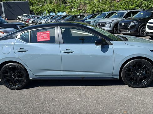 Certified 2025 Nissan Sentra SR w/ Midnight Edition FWD image 25