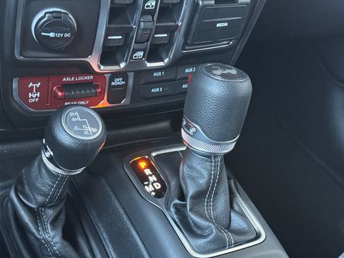 New 2026 Jeep Wrangler Unlimited Sport AWD/4WD image 18