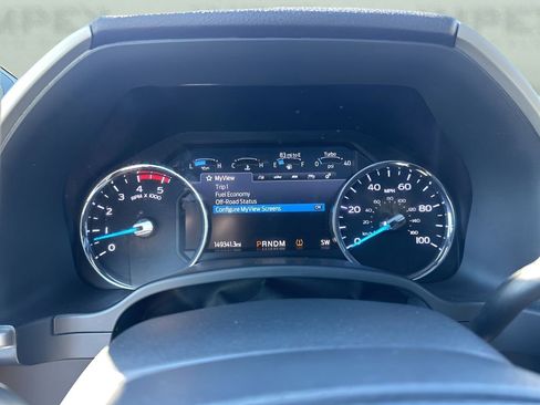 Used 2022 Ford F250 Lariat w/ Black Appearance Package image 25