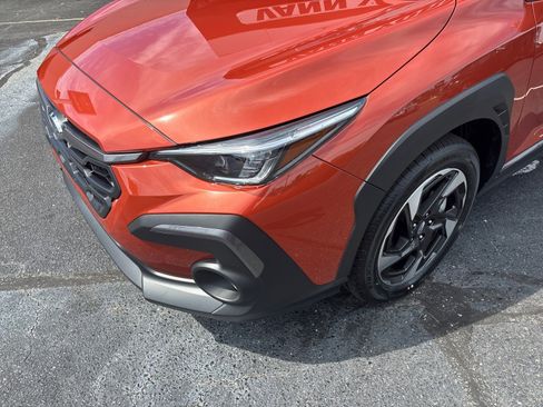 New 2025 Subaru Crosstrek 2.5i Limited w/ Popular Package #3A image 8
