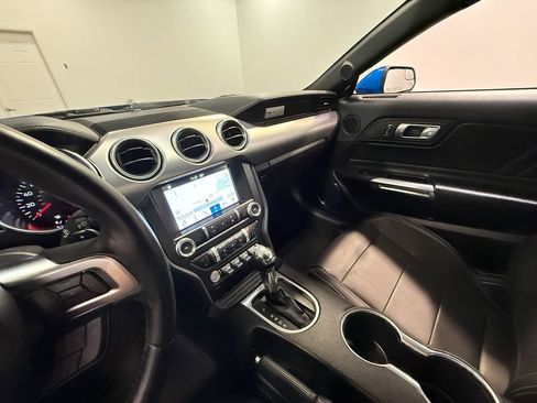 Used 2019 Ford Mustang GT Premium w/ Black Accent Package RWD image 78
