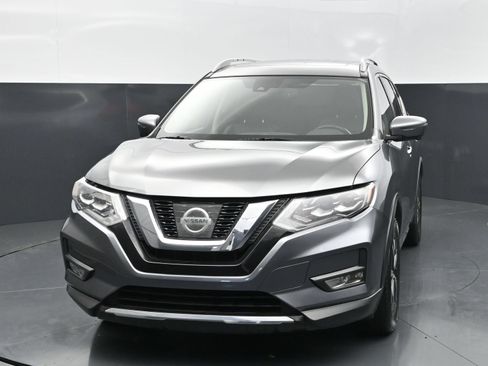 Used 2017 Nissan Rogue SL w/ SL Premium Package FWD image 8