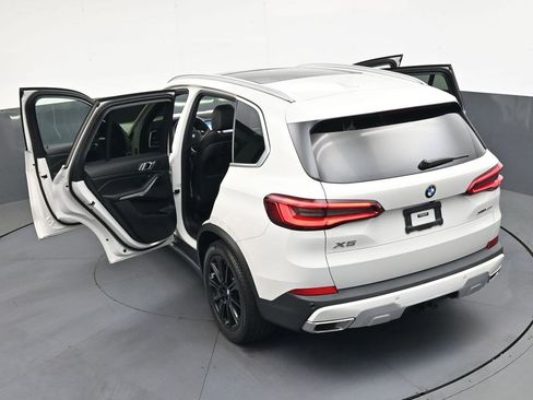 Used 2020 BMW X5 xDrive40i w/ Convenience Package image 42