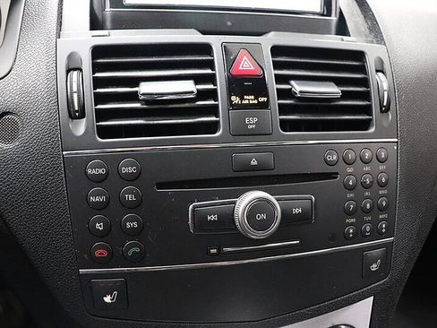 Used 2008 Mercedes-Benz C 300 Sedan image 22
