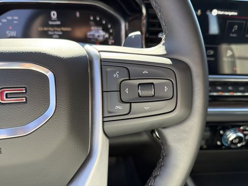 Used 2025 GMC Sierra 1500 Elevation w/ Elevation Premium Package image 11