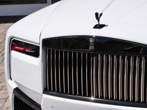 New 2026 Rolls-Royce Cullinan Black Badge AWD/4WD image 7