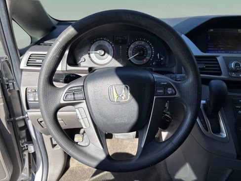 Used 2013 Honda Odyssey EX image 11