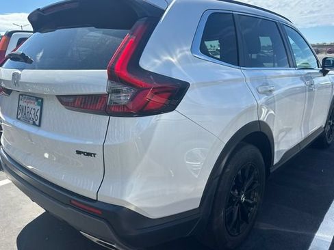 Used 2025 Honda CR-V Sport image 5