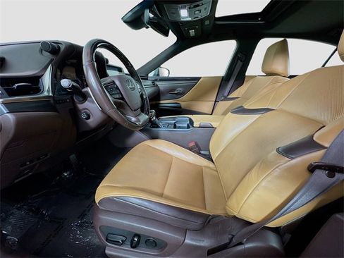 Used 2019 Lexus ES 350 image 18