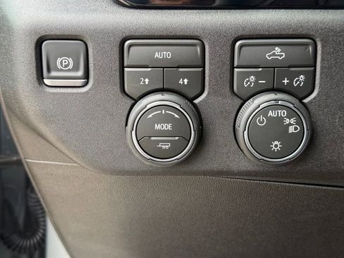 Used 2026 Chevrolet Silverado 1500 LT AWD/4WD image 18