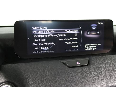 Used 2024 MAZDA CX-90 3.3 Turbo w/ Preferred Plus AWD/4WD image 28