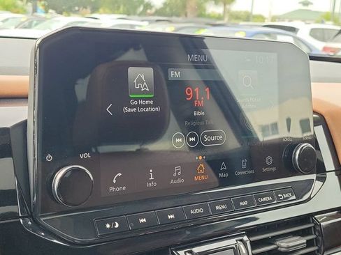 Used 2023 Nissan Pathfinder Platinum AWD/4WD image 25