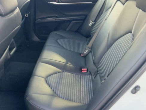 Used 2024 Toyota Camry SE image 14